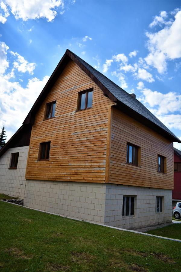 Srna Chalet - Rooms Žabljak Eksteriør billede